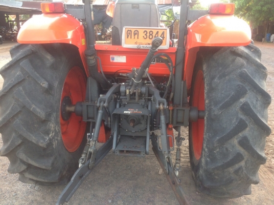 แทรกเตอร์คูโบต้าเอ็ม 7040 สภาพดีมากพร้อมใช้งาน รถเดิมทั้งคันไม่เคยสี มีผานดันและผานหลังด้วย แทรกเตอร์คูโบต้าเอ็ม 7040 สภาพดีมากพร้อมใช้งาน รถเดิมทั้งคันไม่เคยสี มีผานดันและผานหลังด้วย