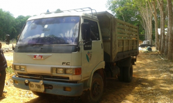 Hino  fc120  รถสวยเดิมๆ เก่าเก็บไม่มีช้ำ