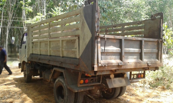 Hino  fc120  รถสวยเดิมๆ เก่าเก็บไม่มีช้ำ