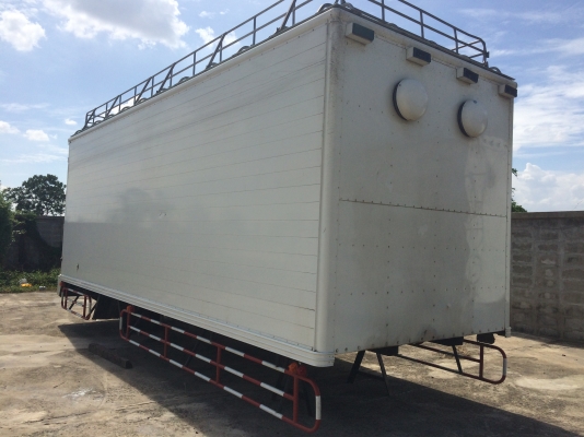 ขายตู้3บานยาว 6.50 เมตร สูง2.20เมตร กว้าง2.25เมตร