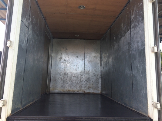 ขายตู้3บานยาว 6.50 เมตร สูง2.20เมตร กว้าง2.25เมตร