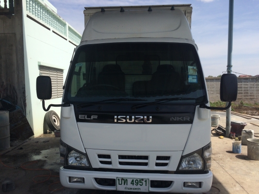 Isuzu NKR เครื่อง100แรง พร้อมตู้ ป้ายเล็กไม่ติดเวลา สภาพสวยพร้อมใช้งาน