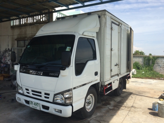 Isuzu NKR เครื่อง100แรง พร้อมตู้ ป้ายเล็กไม่ติดเวลา สภาพสวยพร้อมใช้งาน