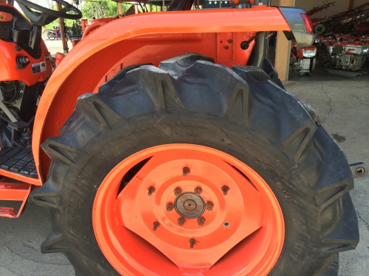 ขายรถไถคูโบต้าL4708 สวยๆ พร้อมอุปกรณ์ ดันดินหน้าและโลตารี่ตราช้าง ขายราคา398000 บาท สนใจโทร 0819136451 ขอดูภาพเพิ่มเติมทางline:id bow6451 #บริการจัดส่งฟรีทั่วประเทศจร้า