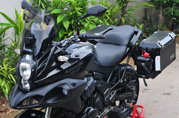 ขาย Kawasaki Versys 650 ABS โฉมปี12 เอกสารพร้อมโอน ขาย Kawasaki Versys 650 ABS โฉมปี12 เอกสารพร้อมโอน