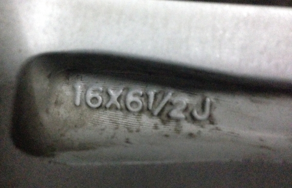 แม็ก ISUZU All New D-Max X ซีรี่ พร้อมยาง 215-70-16 แม็ก ISUZU All New D-Max X ซีรี่ พร้อมยาง 215-70-16