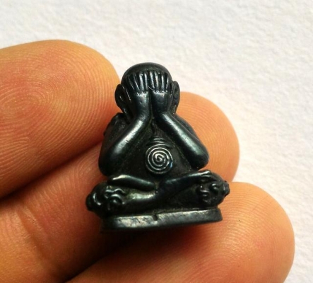 พระปิดตายันต์ยุ่ง เนื้อเมฆสิทธิ์สีปีกแมลงทับ พระแท้พระสวยครับ