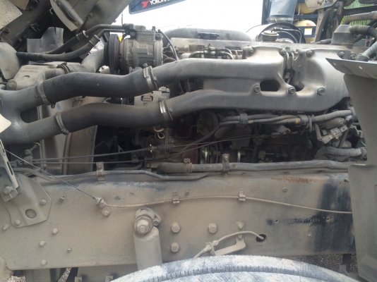 หัวลาก  320 แรง ปี 51 (( รถน้ำมัน ))  สภาพพร้อมใช้งาน  ราคา  1,400,000  บาท