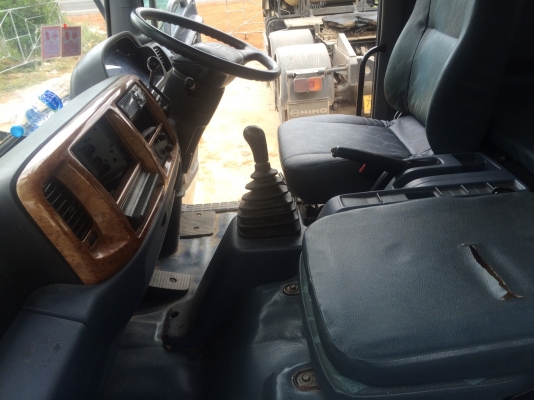 หัวลาก  320 แรง ปี 51 (( รถน้ำมัน ))  สภาพพร้อมใช้งาน  ราคา  1,400,000  บาท