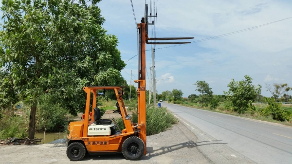 ขายด่วนรถยก TOYOTA 4FGยก2.5ตันเสาสูง3.5เมตรงายาวๆยางตันรถนอกนำเข้ายังไม่เคยใช้งานในเมืองไทยเลย=รุ่นใหม่ขายถูกๆๆ ขายด่วนรถยก TOYOTA 4FGยก2.5ตันเสาสูง3.5เมตรงายาวๆยางตันรถนอกนำเข้ายังไม่เคยใช้งานในเมืองไทยเลย=รุ่นใหม่ขายถูกๆๆ