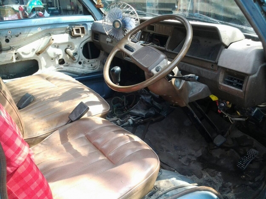 ขายรถตู้เล็กโตโยต้าไลค์เอชkm20