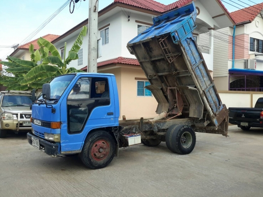 ขาย รถบรรทุก ISUZU 6 ล้อ ดัมพ์ 110 แรง รถพร้อมใช้งาน
