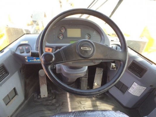 ขายรถตักล้อยาง KOMATSU WA320-5 รถนอกนำเข้าจากญี่ปุ่น สภาพสวยพร้อมใช้