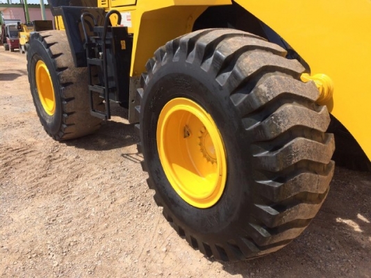 ขายรถตักล้อยาง KOMATSU WA320-5 รถนอกนำเข้าจากญี่ปุ่น สภาพสวยพร้อมใช้