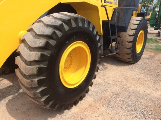 ขายรถตักล้อยาง KOMATSU WA320-5 รถนอกนำเข้าจากญี่ปุ่น สภาพสวยพร้อมใช้