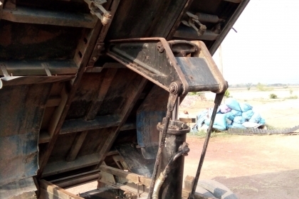 6ล้อดั๊มโตโยต้าสีเดิมหัวเดิมคัชชีงามปี33พร้อมใช้ยาว3.20 เมตรราคาถูก265000ต่อรองคับ 6ล้อดั๊มโตโยต้าสีเดิมหัวเดิมคัชชีงามปี33พร้อมใช้ยาว3.20 เมตรราคาถูก265000ต่อรองคับ