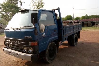 6ล้อดั๊มโตโยต้าสีเดิมหัวเดิมคัชชีงามปี33พร้อมใช้ยาว3.20 เมตรราคาถูก265000ต่อรองคับ 6ล้อดั๊มโตโยต้าสีเดิมหัวเดิมคัชชีงามปี33พร้อมใช้ยาว3.20 เมตรราคาถูก265000ต่อรองคับ