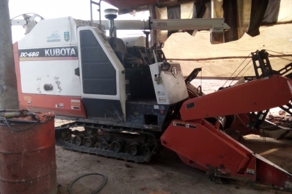 รถเกี่ยว68จีตัวนิวสปริงพร้อมรถลากเอกสารพร้อม310000 ฝาครอบครบ