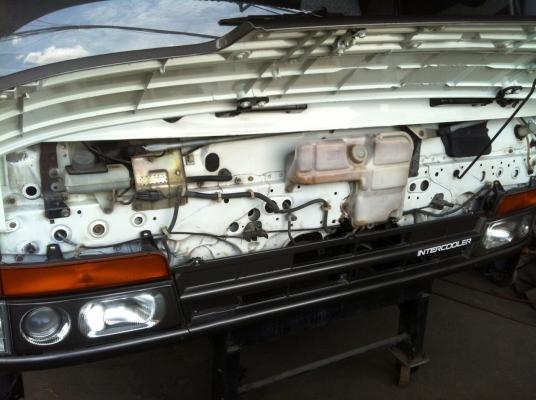 ขาย หัวเก๋ง MITSUBISHI บางๆไม่มีผุ เก็บสีเรียบร้อย พร้อมใช้