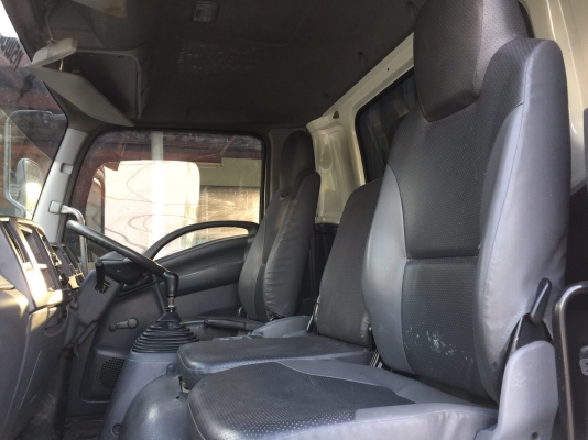 ขาย6ล้อFRR190 หัวตึก ยูโร3 จดปี55 กระบะพร้อมคอกยาว5.50เมตร