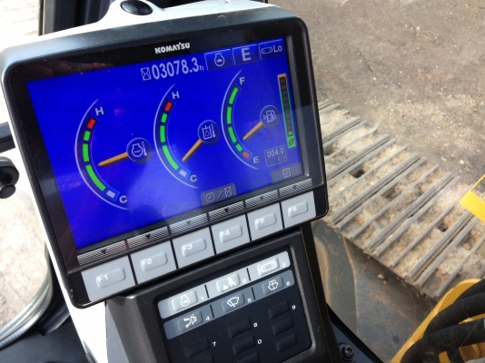 ขาย KOMATSU PC 200-8 MO รถสวยมากๆ 3000 ชั่วโมง สนใจติดต่อเจ้าของโดยตรง 081-4283210 ไอดีไลน์ Adul.14