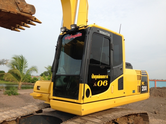 ขาย KOMATSU PC 200-8 MO รถสวยมากๆ 3000 ชั่วโมง สนใจติดต่อเจ้าของโดยตรง 081-4283210 ไอดีไลน์ Adul.14