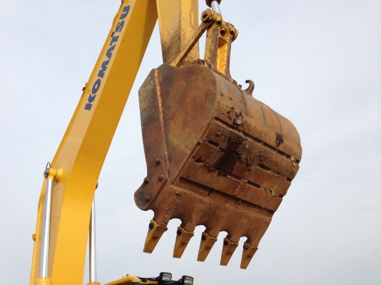 ขาย KOMATSU PC 200-8 MO รถสวยมากๆ 3000 ชั่วโมง สนใจติดต่อเจ้าของโดยตรง 081-4283210 ไอดีไลน์ Adul.14