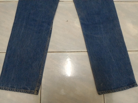 445-ยีนส์Levi's 501 ผ้าทราย ของแท้ มือสอง เอว 33 ยาว 30 เนื้อทรายสวย ตะเข็บสวย