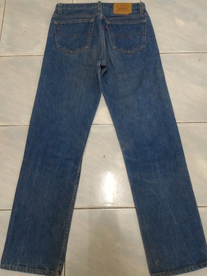 445-ยีนส์Levi's 501 ผ้าทราย ของแท้ มือสอง เอว 33 ยาว 30 เนื้อทรายสวย ตะเข็บสวย