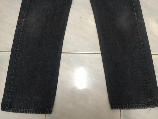 358-ยีนส์Levi's 501 ผ้าทราย ของแท้ มือสอง เอว 35 ยาว 30 เนื้อทรายสวย ตะเข็บสวย