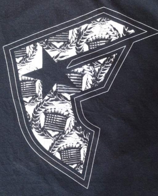 โล๊ะตู้!!!!ขาย เสื้อยืด/Hurley/DC/Diamond/Famous/Zoo York