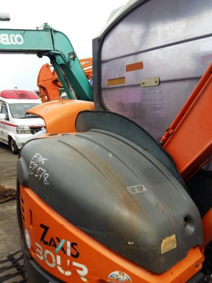 ขายแม็กโค Hitachi Zaxis 30ur