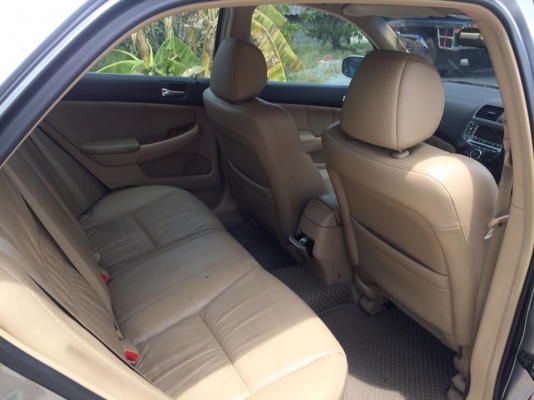 ขาย accord g7 ตัวสุดท้ายไฟท้ายสามเหลี่ยม สีเทา ปี07 เครื่อง K20 รุ่นนี้ออกน้อยหายาก ขาย accord g7 ตัวสุดท้ายไฟท้ายสามเหลี่ยม สีเทา ปี07 เครื่อง K20 รุ่นนี้ออกน้อยหายาก