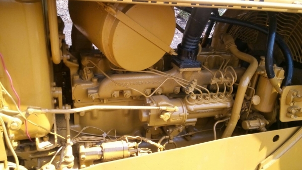 ขายรถแทรกเตอร์ CAT-D-5 D ตีนเป็ดสภาพสวย ช่วงล่างเช็คใหม่หมดรถพร้อมใช้งานครับ