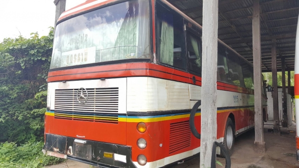 ขาย รถแอร์ ป.2 เครื่องหน้า ยาว 11.50 เมตร คัสซี BENZ เครื่อง PE6 260 แรงม้า ช่วงล่าง NISSAN แอร์แขวน เบรคทิฟฟี่ ทะเบียนพร้อมโอน