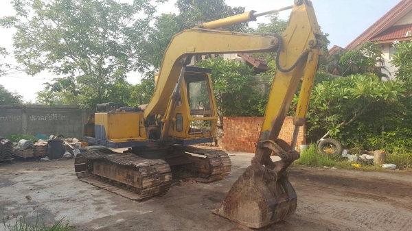 ขาย แบคโฮ KOMATSU PC60-1 เอกสารใบซื้อขาย ราคาถูกครับ