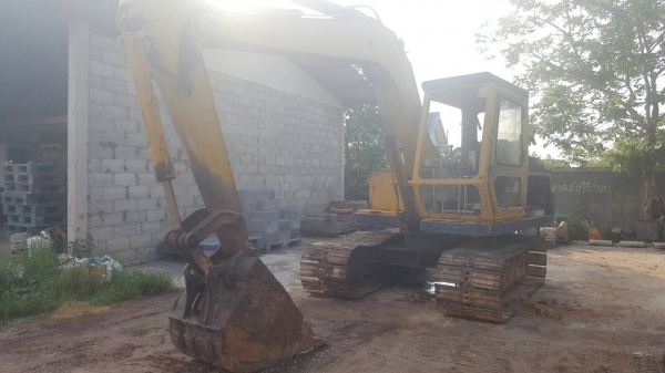 ขาย แบคโฮ KOMATSU PC60-1 เอกสารใบซื้อขาย ราคาถูกครับ