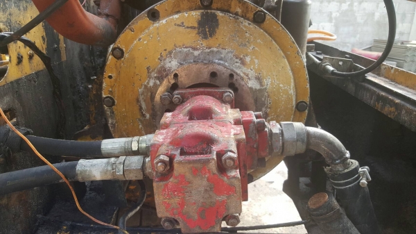 ขาย แบคโฮ KOMATSU PC60-1 เอกสารใบซื้อขาย ราคาถูกครับ