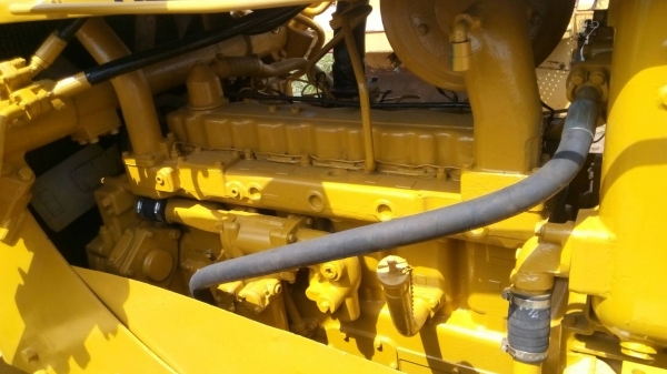 ขายรถแทรกเตอร์ CAT-D-5 D ตีนไก่ ช่วงล่างเช็คใหม่หมดพร้อมใช้เหมาะสำหรับดันลุกรังราคาไม่แพง