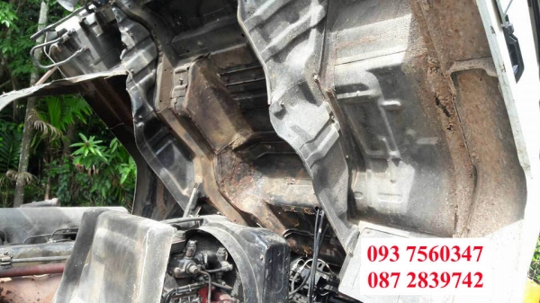 ขาย รถเทนเลอร์บรรทุกแบคโฮ 10 ล้อ 2 เพลา