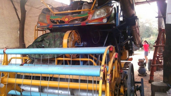 ขายรถเกี่ยวข้าวไอ้หนุ่มไวไฟ ปี55 เครื่องอีซูซุ210เทอร์โบว์ ปั๊ม22ไดกิ้น สภาพสวยพร้อมลงเกี่ยว ขายรถเกี่ยวข้าวไอ้หนุ่มไวไฟ ปี55 เครื่องอีซูซุ210เทอร์โบว์ ปั๊ม22ไดกิ้น สภาพสวยพร้อมลงเกี่ยว