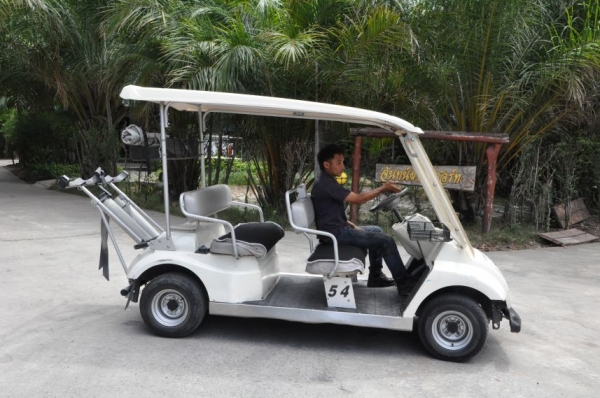 ขายรถกอล์ฟ sanyo4ที่นั่ง สภาพเดิมๆจากญีปุ่นยังไม่เคยใช้ในไทย48,000เท่านั้น