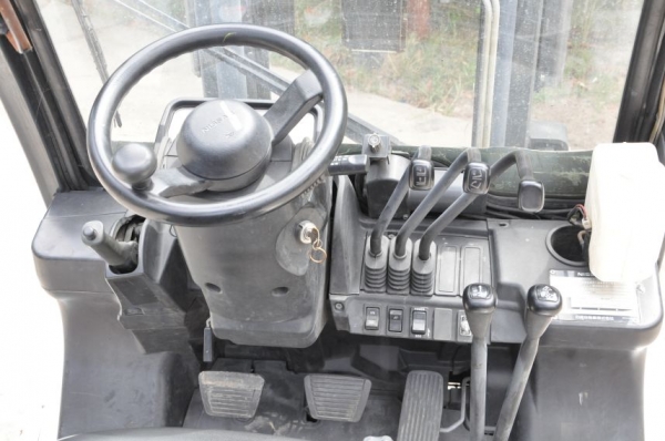 ((ลดกระหน่ำ))ขายFORKLIFT NISSAN FG25 ใหม่สุด(2.5ตัน)(งาหมุน) เสา3เมตร สวยเดิมจากญี่ปุ่น ยังไม่เคยใช้ในไทย 199,000เท่านั้น!!