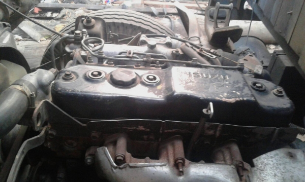 ขาย 6  isuzu NKR 110แรง รถห้างแท้ เกียร์สั้นแท้ ปี38 ตัวสุดท้าย สวยๆ ยกหัวได้ เครื่องดีมาก แห้งๆ ไม่มีเยิ้ม ยางสวยๆ6เส้น แชสซีสสวยเดิมทั้งเส้น ช่วงล่างแน่น ซื้อไปใช้งานได้ลย เล่มทะบียนพร้อมโอนทั่วไทย