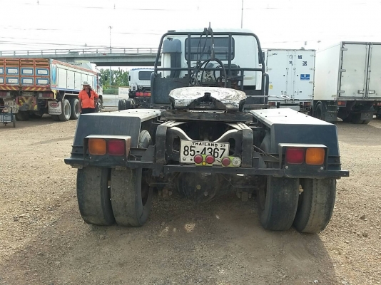 ฟรีดาวน์ISUZU GXZ320/ปี47(วางเครื่องจีน)หางสามมิตร2เพลาไม่ดั้ม