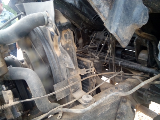 อีซูสุ 175   เดิมๆทั้งคัน    พร้อมใช้งาน  เล่มพร้อม