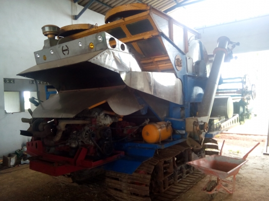 รถเกี่ยวไทเส็ง  พร้อมใช้งาน