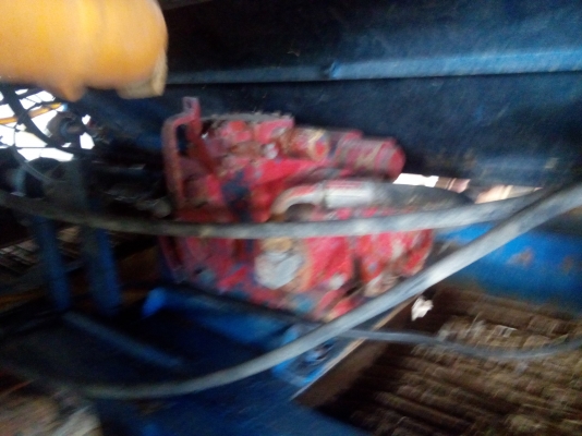 รถเกี่ยวไทเส็ง  พร้อมใช้งาน