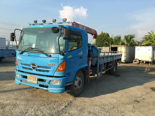 6ล้อHINOติดเครน