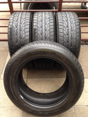 ยาง Toyo 275 55 20 ปลายปี12 ดอกเต็ม ใช้งานน้อย ราคาไม่แพง